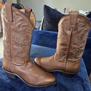 Tony Lama Kango Stallion Calf Cowboy Boots  USA Made Mens 9 D Brown Western EUC